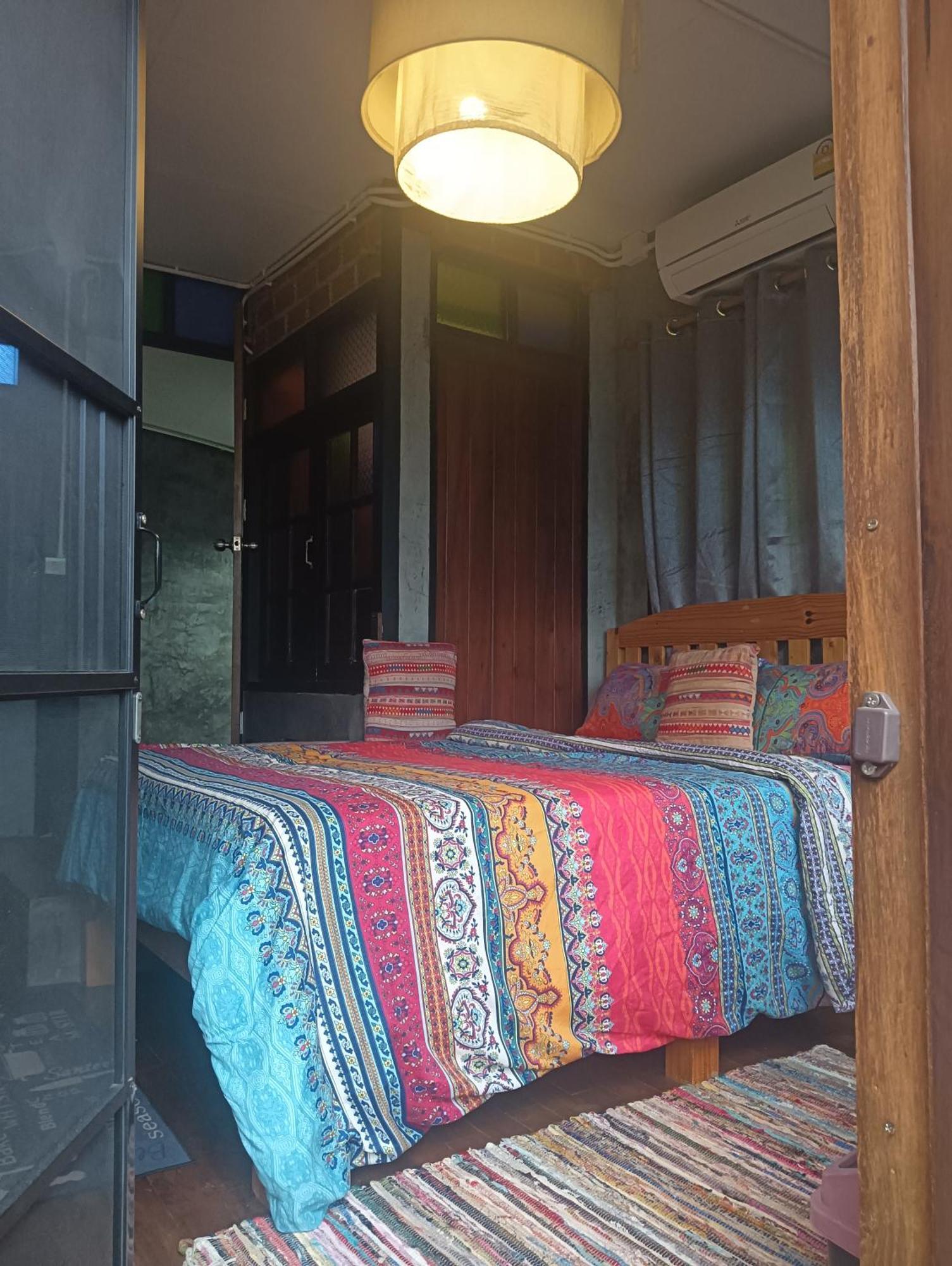 Baan Chiang Mai Hostel Eksteriør bilde