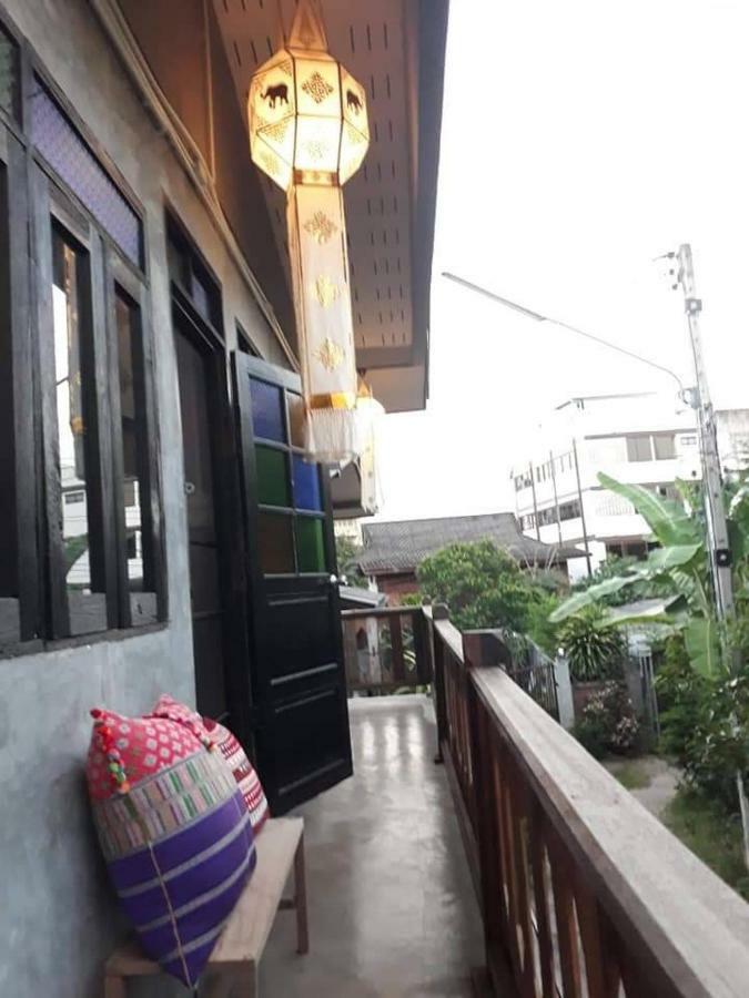 Baan Chiang Mai Hostel Eksteriør bilde