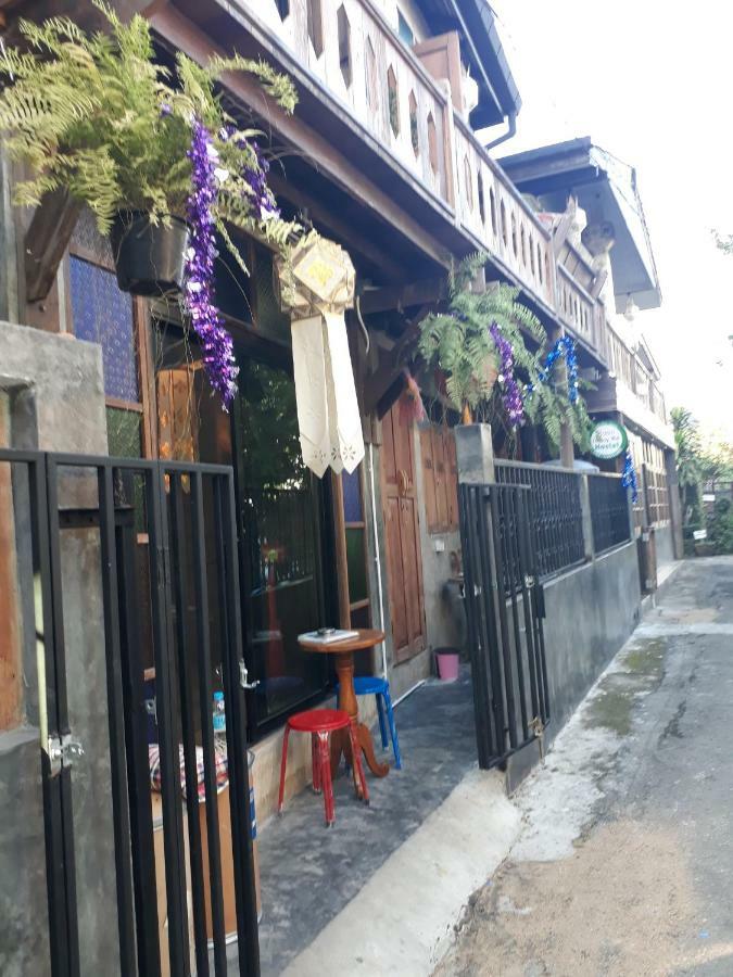 Baan Chiang Mai Hostel Eksteriør bilde